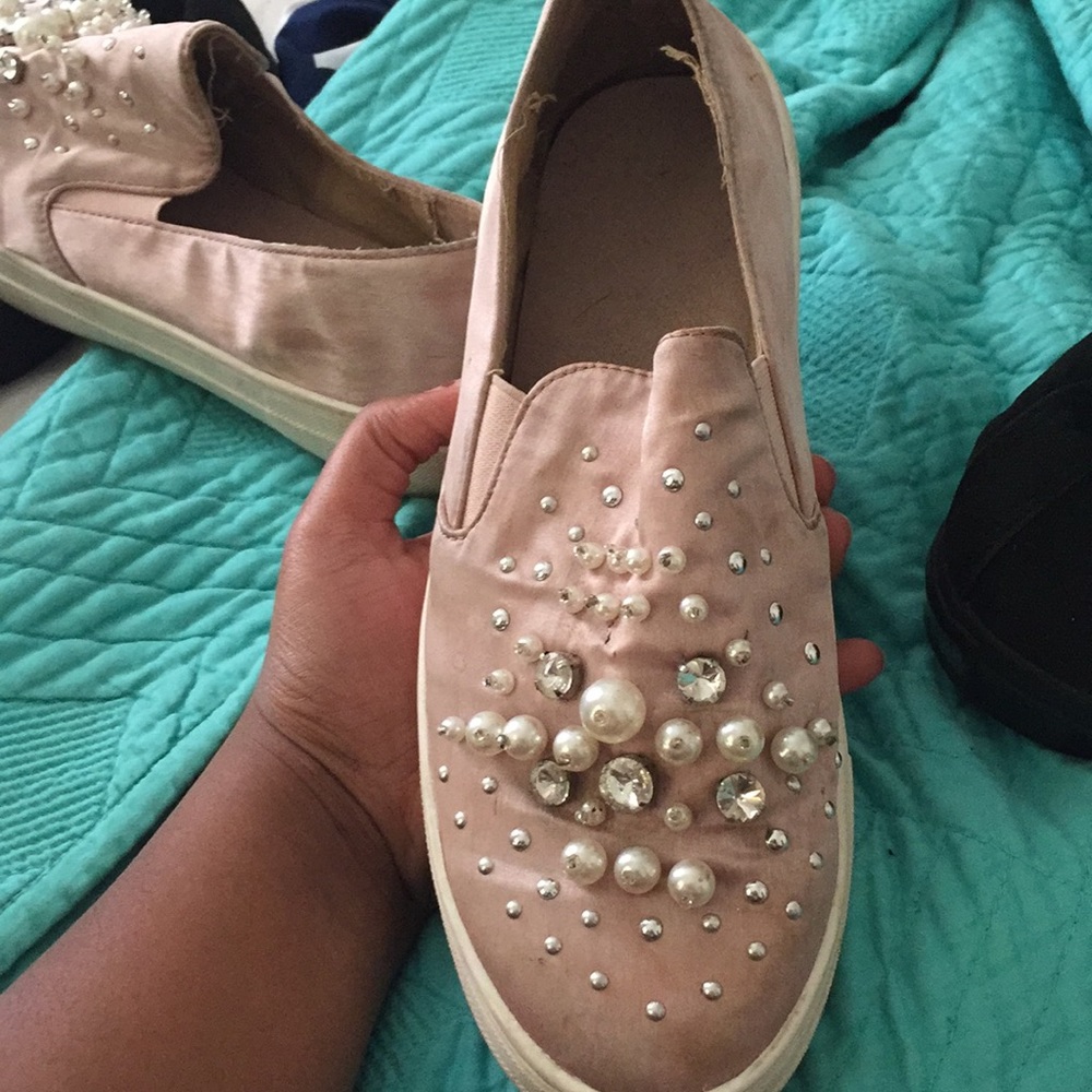 Shoes - Picture 2 of 2